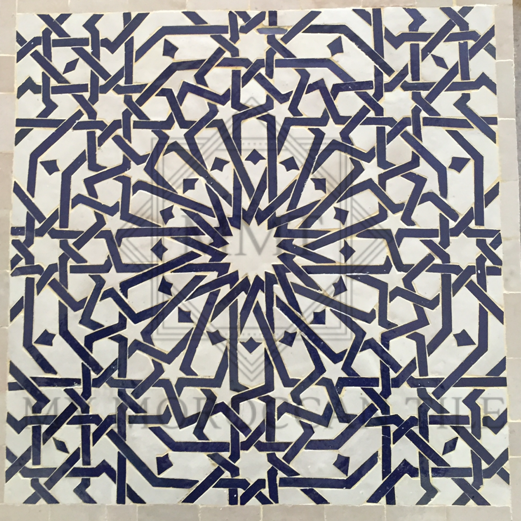 Azulejo Mosaico Estrella de dieciséis puntas de la Alhambra 